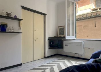 Camera da letto - Appartamento salita di San Matteo, 19, Genova - foto 4
