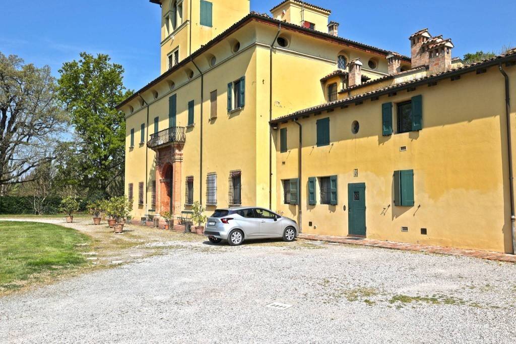 Facciata - Appartamento via Pederzana, Bologna (zona San Vitale) - foto 1