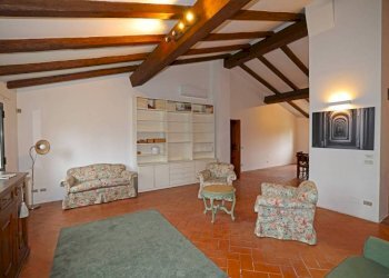 Salone - Appartamento via Pederzana, Bologna (zona San Vitale) - foto 4