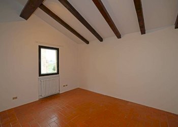 Camera da letto - Appartamento via Pederzana, Bologna (zona San Vitale) - foto 29