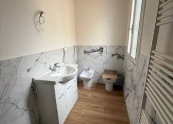 Bagno - Appartamento via Carlo Zucchi, Modena (zona Circoscrizione 1) - foto 21