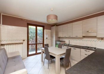 Cucina - Bilocale strada Rubattera, 25, Castiglione Torinese - foto 1