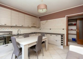 Cucina - Bilocale strada Rubattera, 25, Castiglione Torinese - foto 5