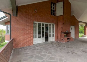 Facciata - Villa strada del Vesio, 4, Castiglione Torinese - photo 12