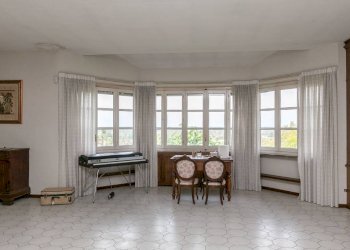 Salone - Villa strada del Vesio, 4, Castiglione Torinese - photo 17