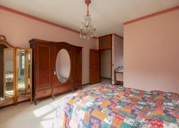 Camera da letto - Villa strada del Vesio, 4, Castiglione Torinese - photo 39