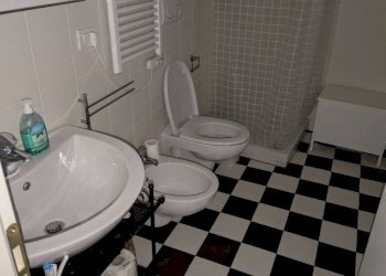 Bagno - Ufficio Bologna (zona Centro Storico) - foto 17
