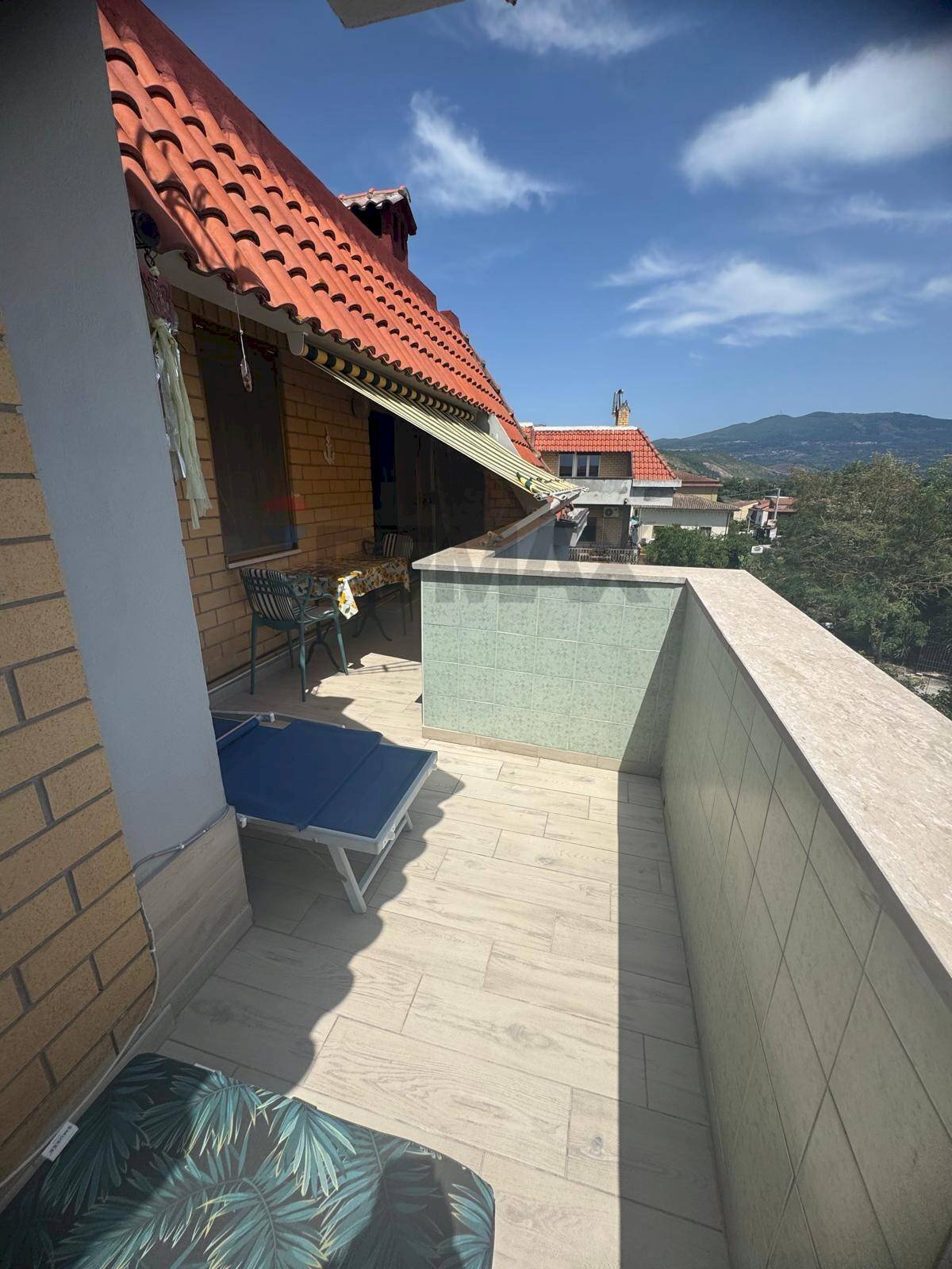 Terrazza - Three-room apartment via delle terme
 
117, Castelforte - photo 1