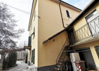 Facciata - Stabile - Palazzo corso 25 Aprile, 21, Cairo Montenotte - foto 23