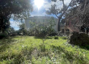 GIARDINO - Appartamento VIALE PRIMAVERA, Genova (zona Quarto) - foto 3