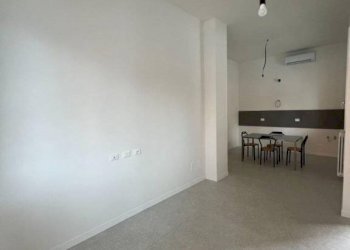 Soggiorno - Bilocale piazzetta Carlo Musi, 12/c, Bologna (zona San Donato) - foto 12