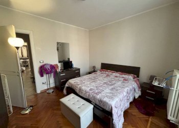 Camera da letto - Bilocale corso Torino, 138, Pinerolo - foto 6