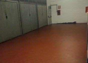 interno - Box via Cottolengo, 29 A, Torino (zona Centro) - foto 6