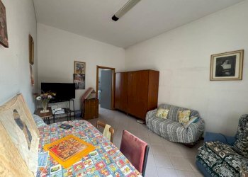 Salone - Stabile - Palazzo viale Martiri della Libertà, 58, Albenga - foto 20