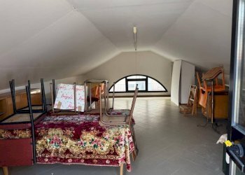 Interno non residenziale - Stabile - Palazzo viale Martiri della Libertà, 58, Albenga - foto 23