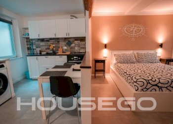 Cucina - Monolocale vico dei Fregoso, 11, Genova (zona Centro Storico) - foto 7