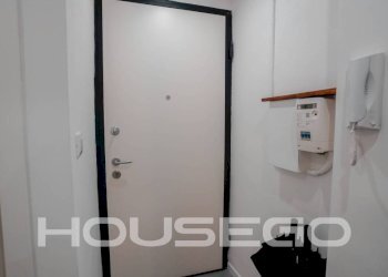 Ingresso - Monolocale vico dei Fregoso, 11, Genova (zona Centro Storico) - foto 22