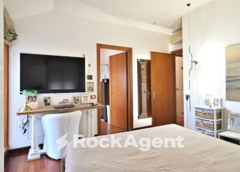 Camera da letto - Attico via Gerolamo Frescobaldi, 8, Latina - foto 19