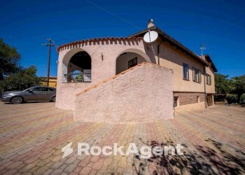 Facciata - Villa via Elio De Cupis, Sassari - foto 3