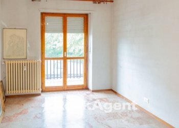 Camera da letto - Trilocale via Augusto Monti, 78, Asti - foto 13