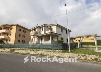 Villa via Roberto Niederer, Soveria Simeri - foto 28