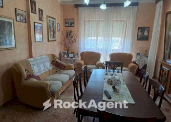 Salone - Quadrilocale via dei Castagni, 102, Vignanello - foto 3