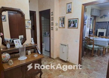 Ingresso - Quadrilocale via dei Castagni, 102, Vignanello - foto 8