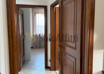 CORRIDOIO - Two-room apartment Via Giuseppe Mazzini 20, Montano Lucino - photo 8