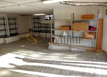 Fiumicino, Isola Sacra - locale magazzino - Magazzino Via Francesco Manfra, Fiumicino - foto 2