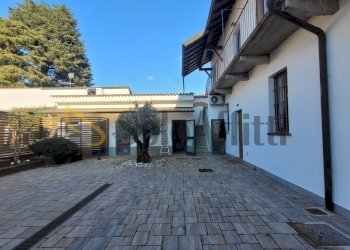 Esterno.jpg - Bilocale Via Roma, Parabiago - foto 11