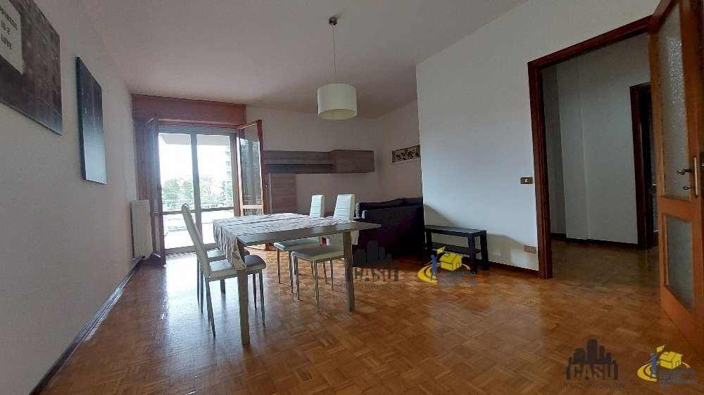 Soggiorno1.jpg - Apartment Parma - photo 1