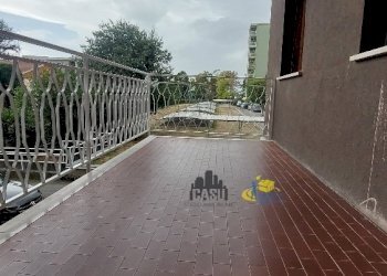 Terrazzo soggiorno 1.jpg - Appartamento Parma - foto 3