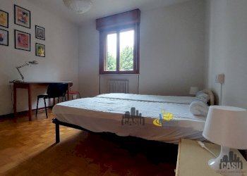 Camera 1.jpg - Appartamento Parma - foto 10