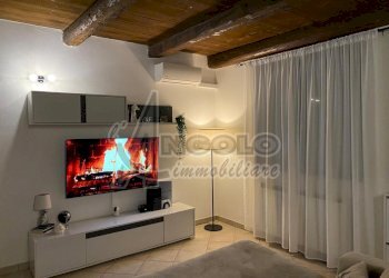 soggiorno - Villa a Schiera Codigoro - foto 2