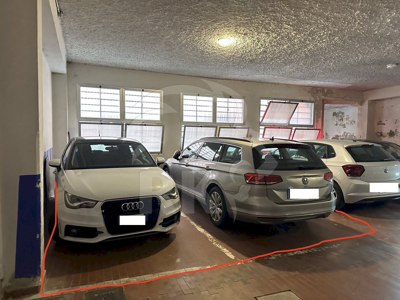 GARAGE GERUSALEMME_IMG_9594 - dimensioni grandi.jp - Box Via Gerusalemme 4, Bologna (zona Centro Storico) - foto 2