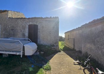 20260213_095702.jpg - Terreno agricolo C.DA CUGNI  SNC, Siracusa - foto 13