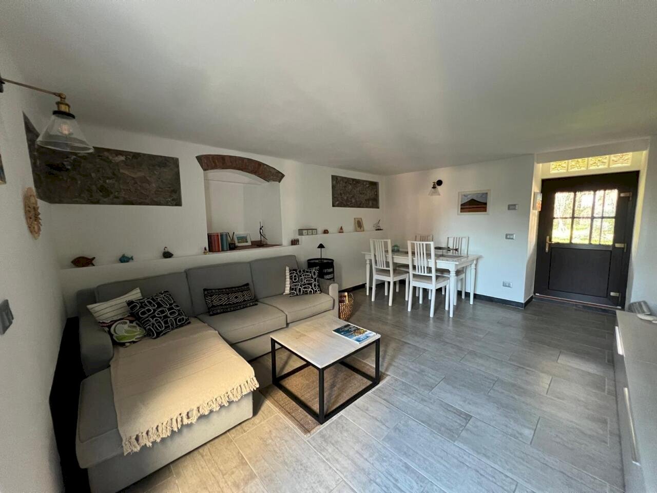 5987820a-ec44-4f24-b92e-b50c097e967d.jpg - Casa indipendente Via Canale 193, Castelnuovo Magra - foto 2