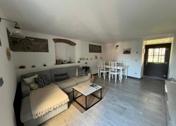 5987820a-ec44-4f24-b92e-b50c097e967d.jpg - Casa indipendente Via Canale 193, Castelnuovo Magra - foto 2