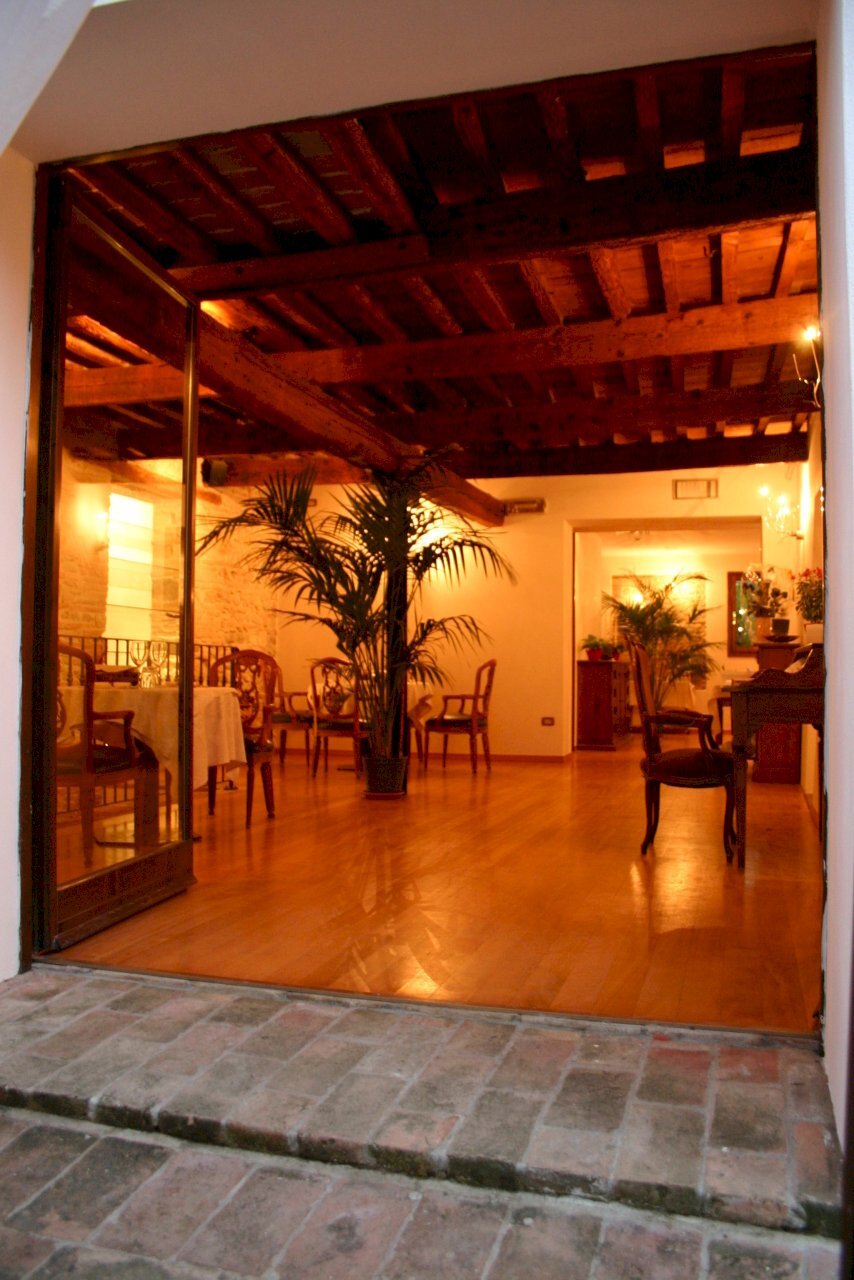 IMG_0052.JPG - Locale Commerciale Santarcangelo di Romagna - foto 1