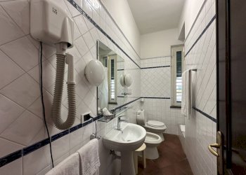 image00055.jpeg - Albergo - Struttura ricettiva Lerici - foto 24