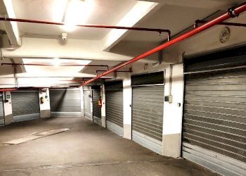 500-26 3-3 MontevBx #69Inside.jpg - Box Via Montevideo, Genova (neighborhood Foce) - photo 2