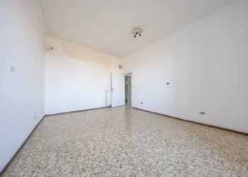12.jpg - Three-room apartment Via Fabio e Raffaello Giovagnoli, Monterotondo - photo 25
