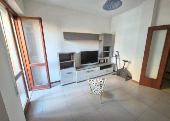 1338581-nlym78n.jpg - Quadrilocale Via Bertoloni, frazione Avenza, Carrara - foto 2