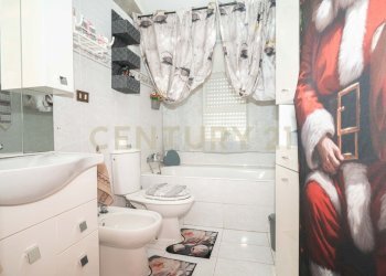 7 bagno.jpg - Appartamento Via delle Ginestre snc, Pedara - foto 7