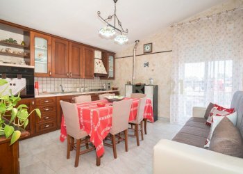 8 cucina.jpg - Quadrilocale Via delle Ginestre snc, Pedara - foto 8