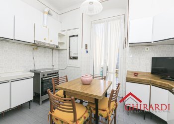 4.0 CUCINA.jpg - Appartamento Via Carlo Corsi 3, Genova (zona Sestri Ponente) - foto 10