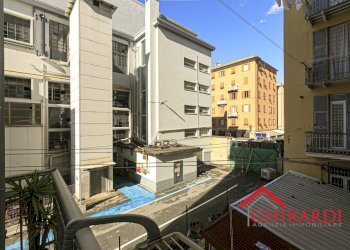 8.1 BALCONE.jpg - Appartamento Via Carlo Corsi 3, Genova (zona Sestri Ponente) - foto 27