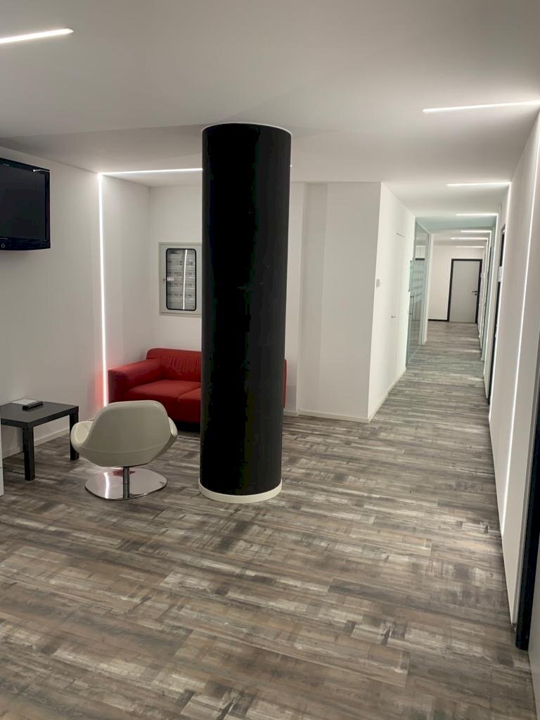 7664b619-7309-4fee-b5f5-7007d8eb04a2.JPG - Office Via Zambra  11, Trento - photo 3