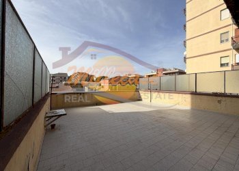 553919d8-51dc-4d1b-ba1b-0adcd1853a2e.jpg - Quadrilocale Viale Scala Greca, Siracusa - foto 1