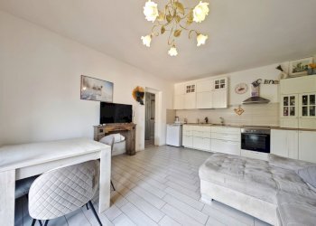 06.jpg - Quadrilocale Via Antonio Gramsci 19, Santo Stefano di Magra - foto 6